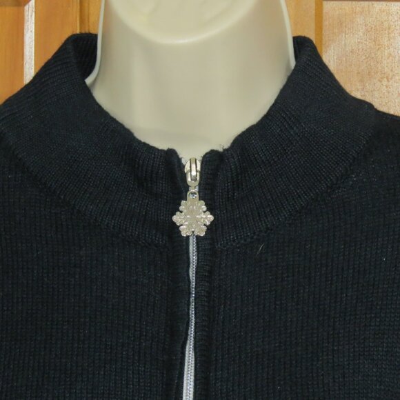Nouveaux Women's Christmas Sweater Black Zip Ornaments Holiday Size Large - Picture 2 of 10